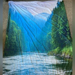 Forest river tapestry, like new condition